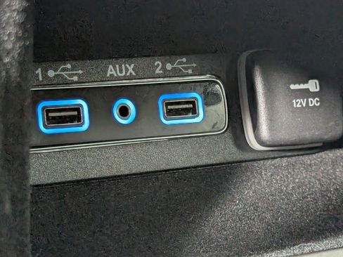 Used 2018 Jeep Grand Cherokee Limited AWD/4WD image 22