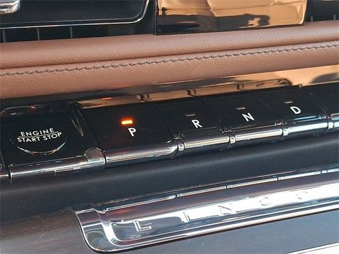 New 2026 Lincoln Aviator Reserve image 7