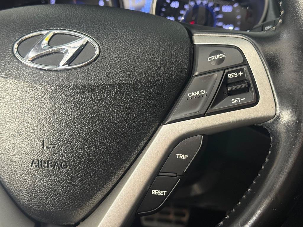 Used 2015 Hyundai Veloster w/ Option Group 03 FWD image 30