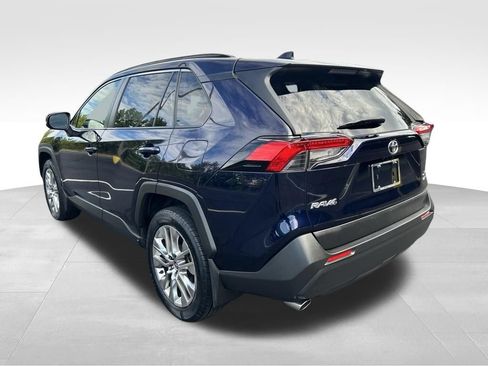 Used 2021 Toyota RAV4 XLE Premium AWD/4WD image 3