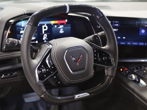 Used 2024 Chevrolet Corvette Z06 w/ Z07 Performance Package RWD image 27