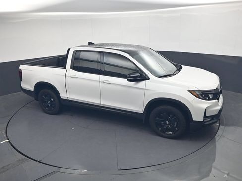 Certified 2026 Honda Ridgeline Black Edition image 25
