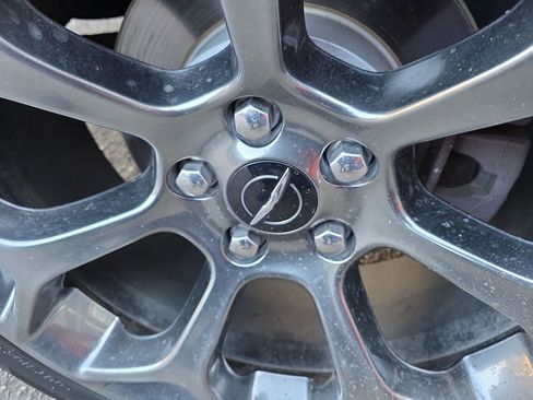 Used 2018 Chrysler 300 S image 20