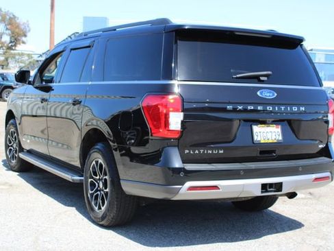 Used 2022 Ford Expedition Max XLT AWD/4WD image 3