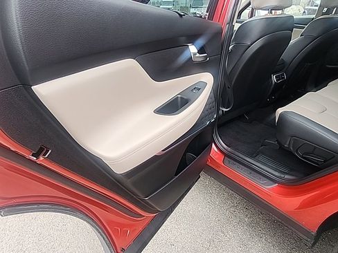 Used 2023 Hyundai Santa Fe SEL w/ Premium Package image 22