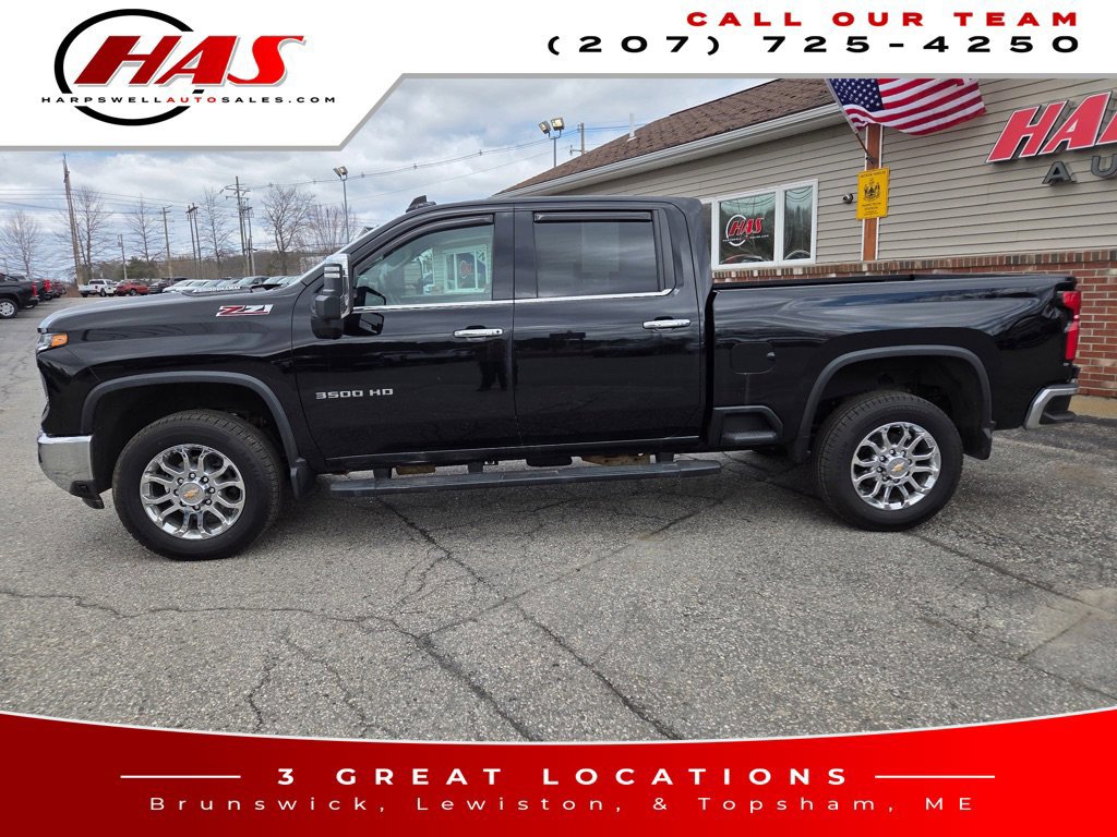 Used 2024 Chevrolet Silverado 3500 LTZ w/ LTZ Plus Package AWD/4WD image 3