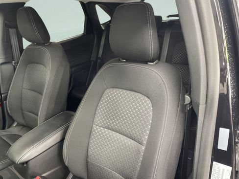 Used 2025 Ford Escape Active AWD/4WD image 13