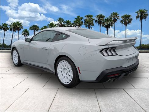 New 2026 Ford Mustang GT Premium w/ GT Performance Package RWD image 5