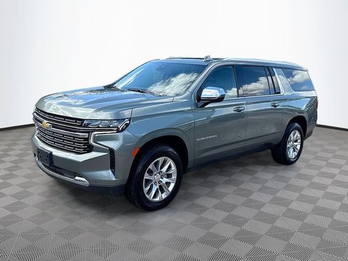 Used 2023 Chevrolet Suburban Premier AWD/4WD image 1