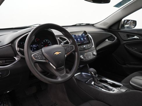 Used 2024 Chevrolet Malibu LT FWD image 23