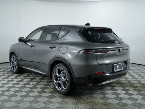 New 2024 Alfa Romeo Tonale Ti image 8