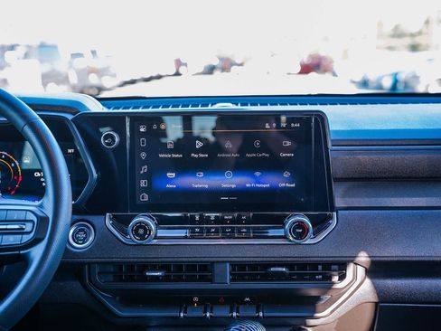 Used 2024 Chevrolet Colorado Trail Boss w/ Technology Package image 14