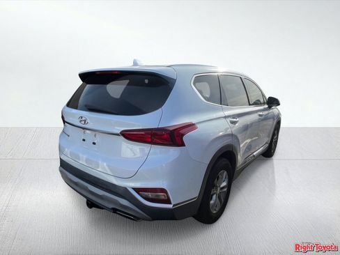 Used 2019 Hyundai Santa Fe SEL FWD image 4