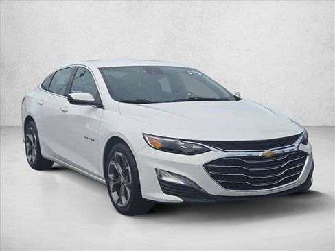 Certified 2024 Chevrolet Malibu LT FWD image 3
