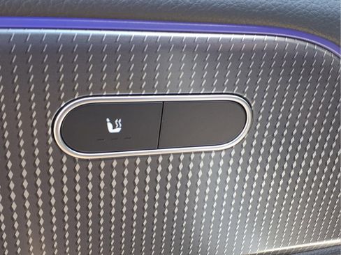 Certified 2022 Mercedes-Benz GLB 250 4MATIC image 27