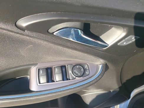 Used 2022 Chevrolet Malibu LT image 18