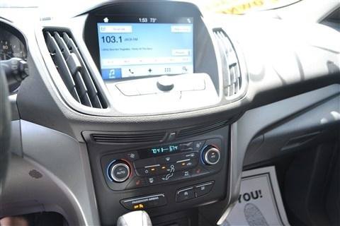 Used 2017 Ford Escape SE w/ SE Leather Comfort Package FWD image 14