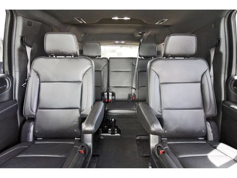 Used 2021 GMC Yukon XL Denali w/ LPO, Illumination Package AWD/4WD image 15