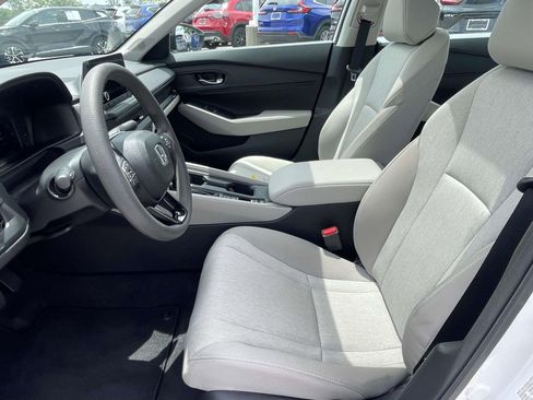 Used 2025 Honda Accord SE image 14