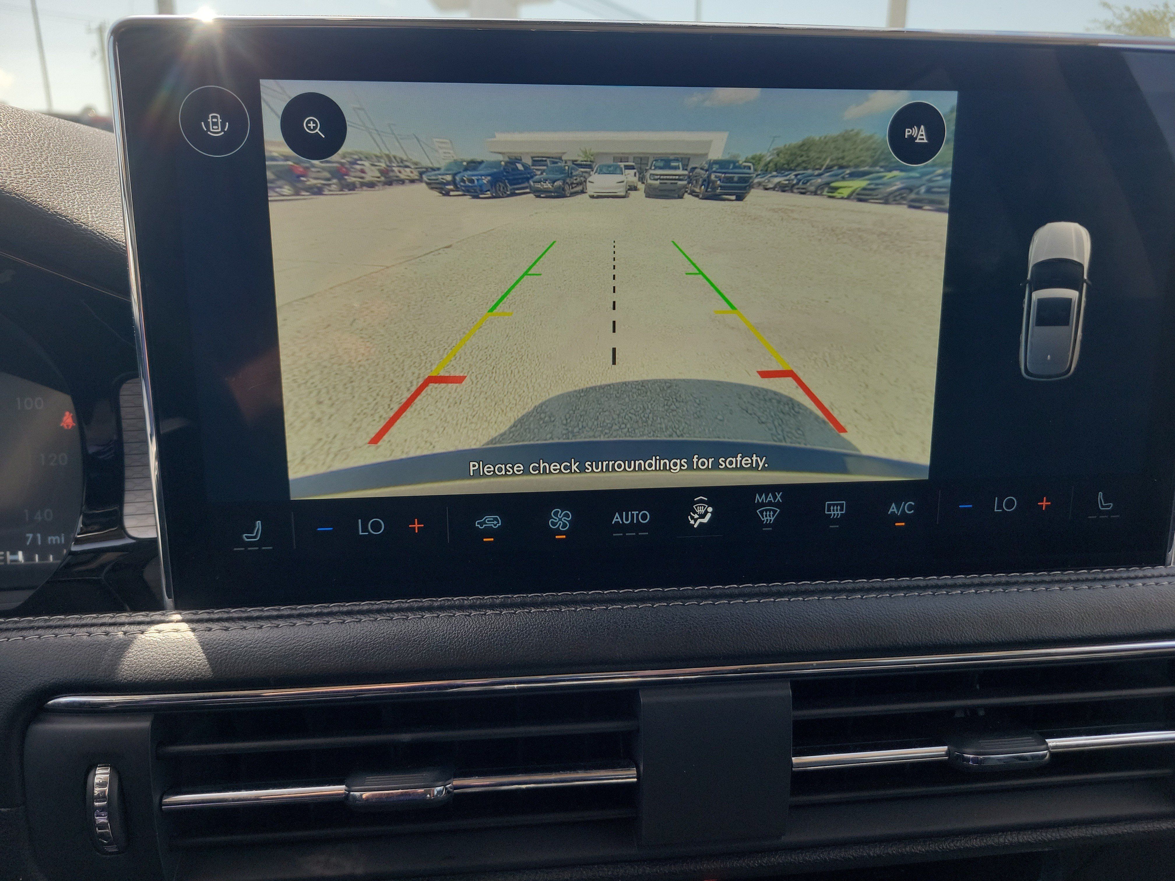 Used 2023 Lincoln Corsair AWD image 27