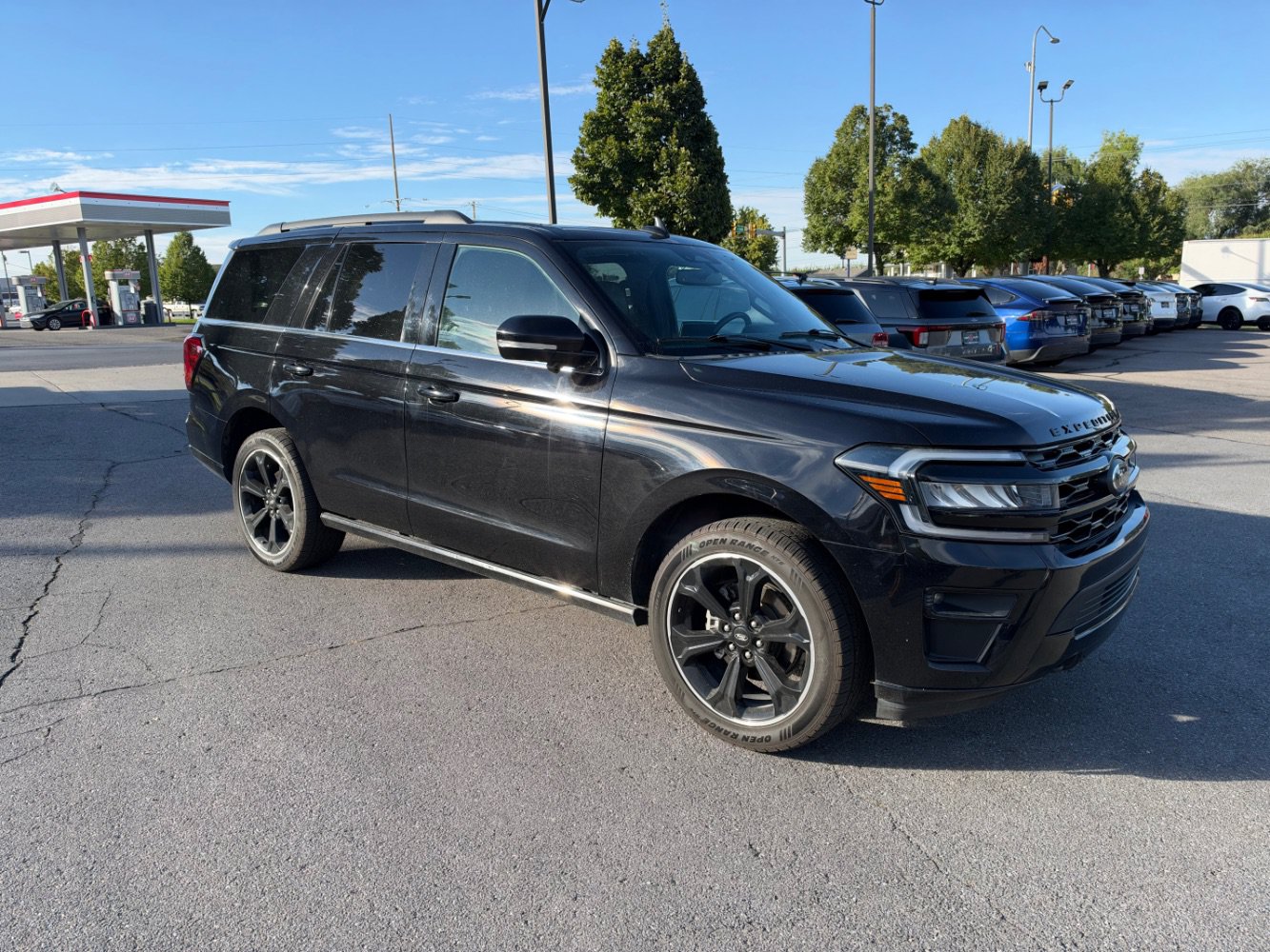 Used 2022 Ford Expedition Limited AWD/4WD image 7