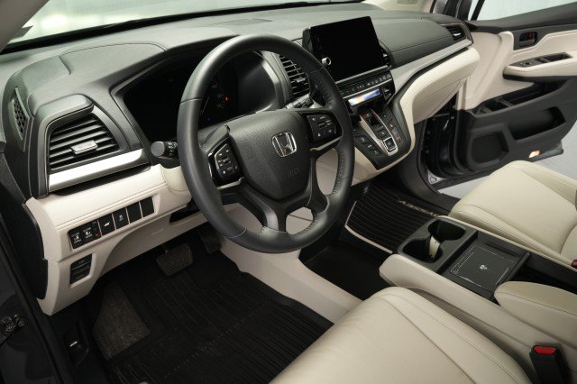 Used 2025 Honda Odyssey EX-L image 22