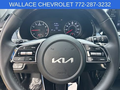 Used 2023 Kia Seltos S FWD image 16