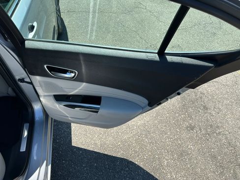 Used 2018 Acura TLX w/ Technology Package FWD image 36