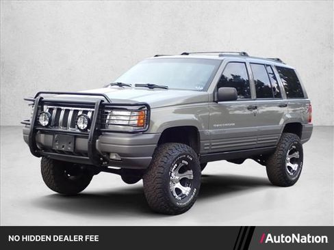 Used 1997 Jeep Grand Cherokee Laredo AWD/4WD image 1