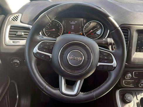 Certified 2019 Jeep Compass Latitude AWD/4WD image 15
