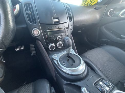 Used 2012 Nissan 370Z Touring w/ Sport Pkg image 31