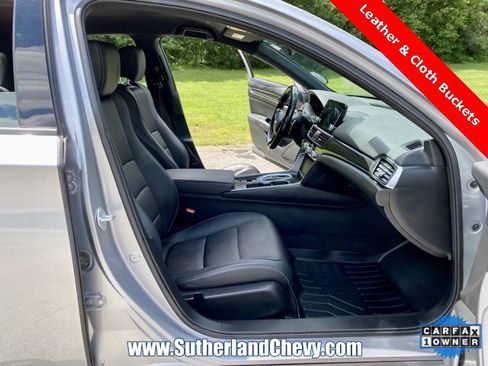 Used 2022 Honda Accord Sport image 16