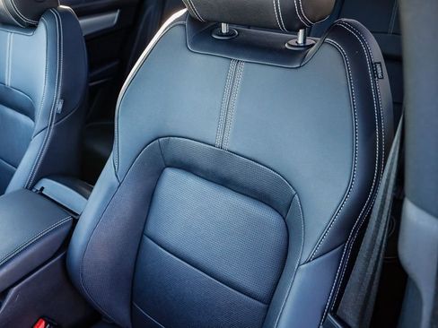 Used 2024 Jaguar F-PACE R-Dynamic S image 30