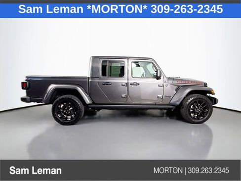 Used 2024 Jeep Gladiator Sport image 8