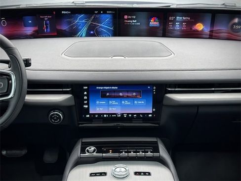 New 2025 Lincoln Navigator Reserve w/ Jet Appearance Package image 26