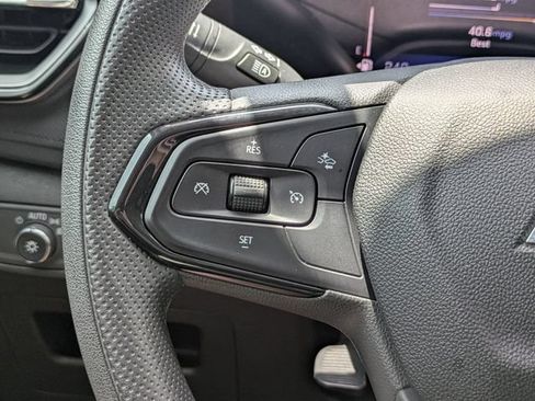 Used 2025 Chevrolet TrailBlazer LT FWD image 25
