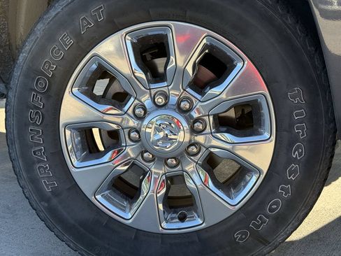Used 2023 RAM 2500 Limited w/ Towing Technology Group AWD/4WD image 9