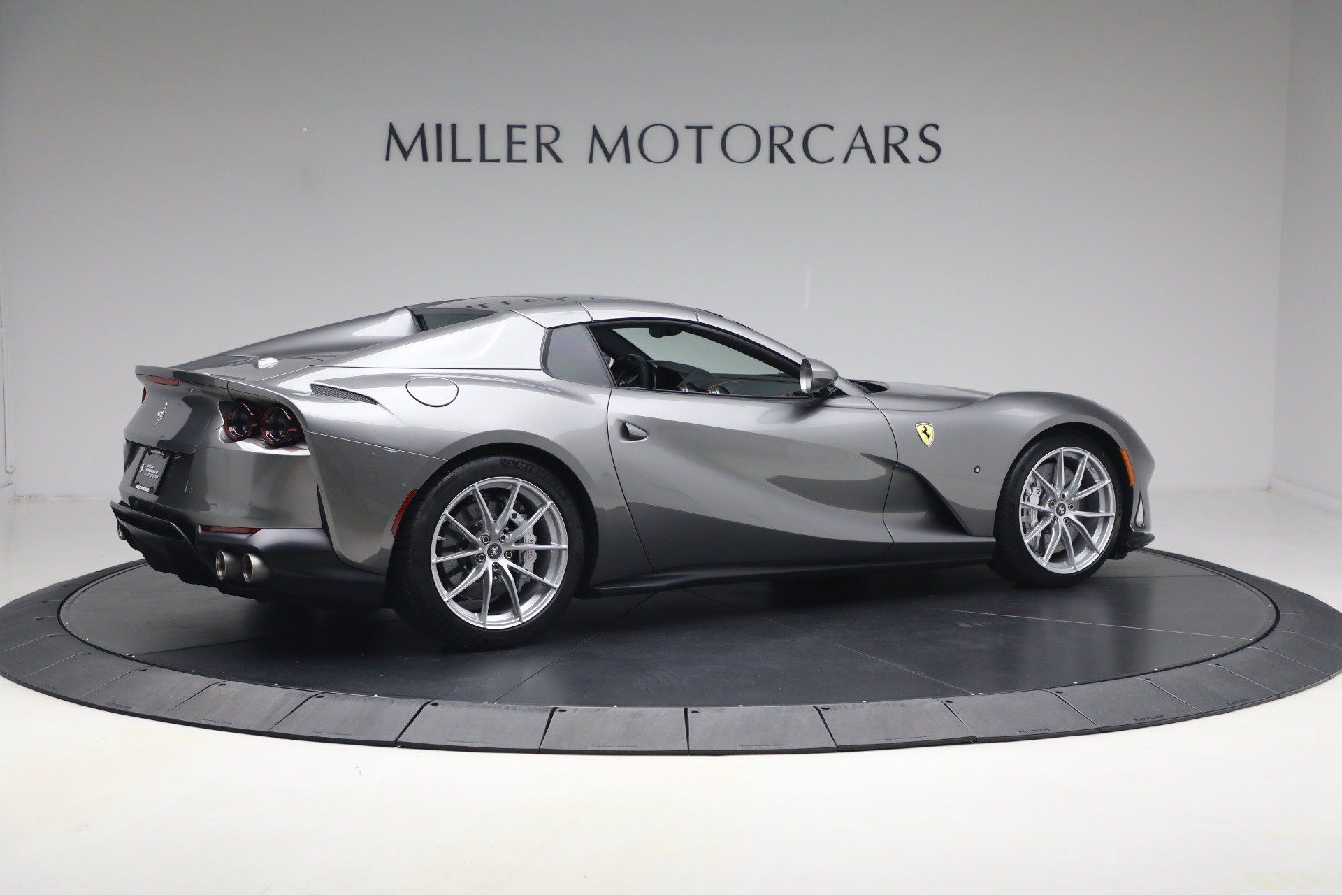 Certified 2021 Ferrari 812 GTS RWD image 39