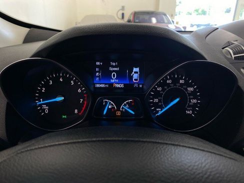 Used 2019 Ford Escape SE AWD/4WD image 21