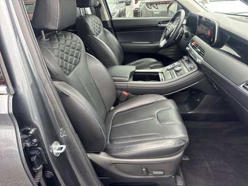 Used 2021 Hyundai Palisade Limited image 13