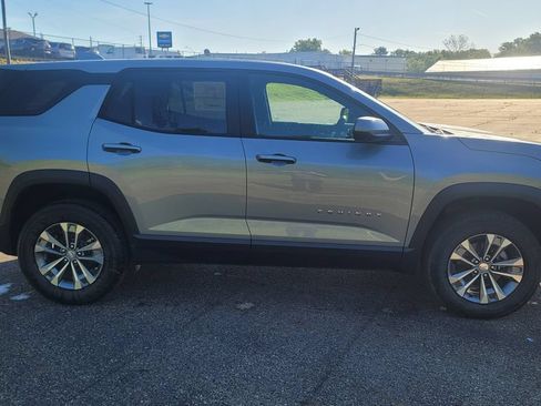 New 2026 Chevrolet Equinox LT w/ Convenience Package II FWD image 14