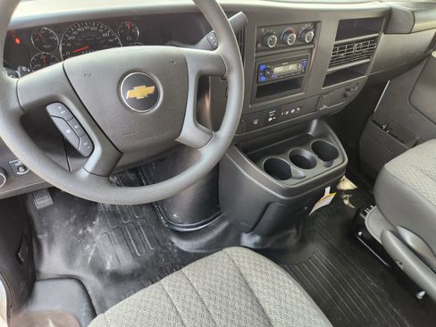 New 2025 Chevrolet Express 2500 w/ Driver Convenience Package image 27