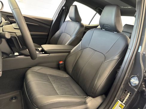 Used 2026 Toyota Camry XSE FWD image 14