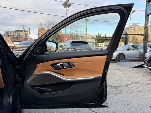 Used 2020 BMW M340i xDrive image 11