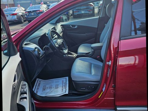 Used 2021 Hyundai Kona Limited w/ Cargo Package image 8