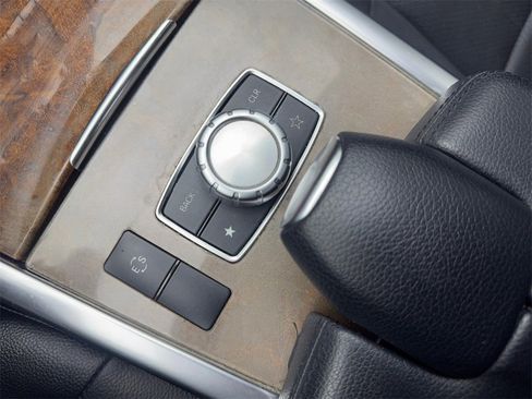 Used 2014 Mercedes-Benz E 350 Sedan image 66
