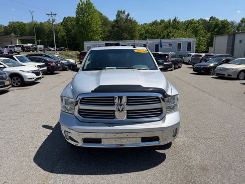 Used 2016 RAM 1500 Big Horn AWD/4WD image 3