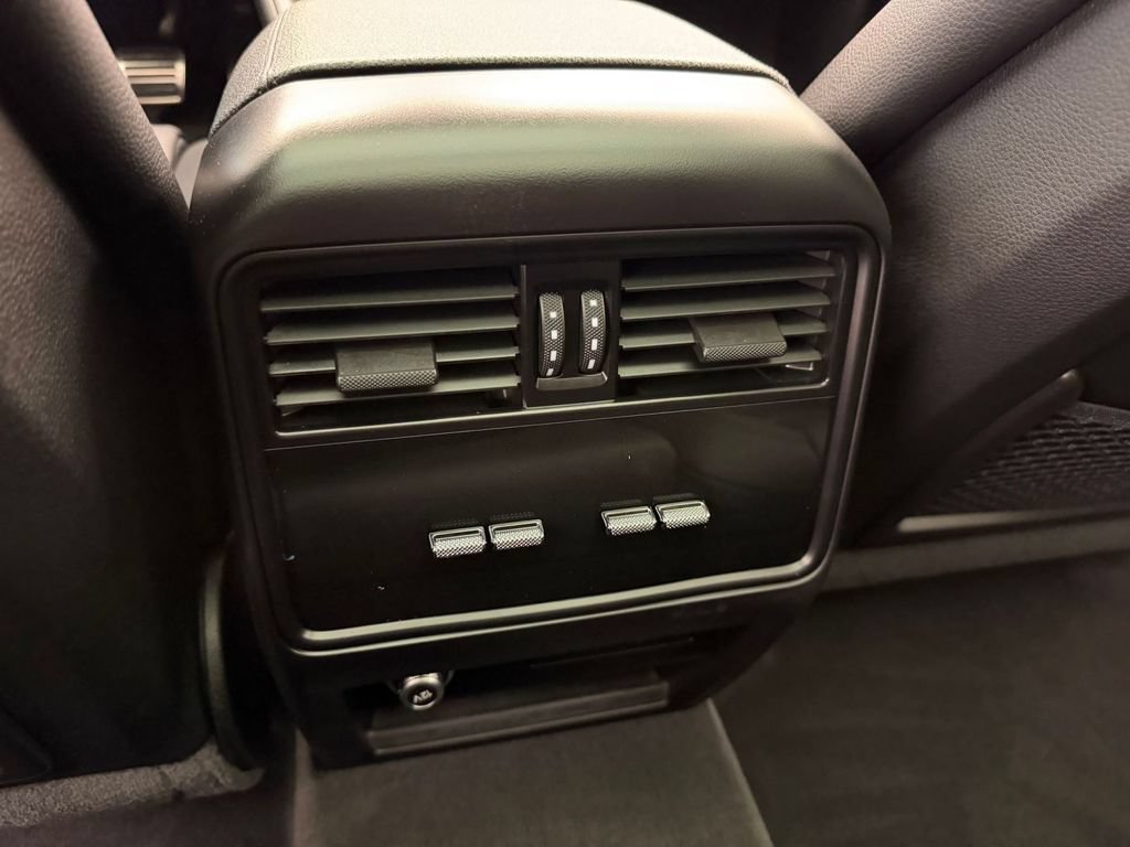 Certified 2025 Porsche Cayenne S AWD/4WD image 15