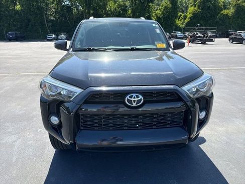 Used 2015 Toyota 4Runner SR5 RWD image 8