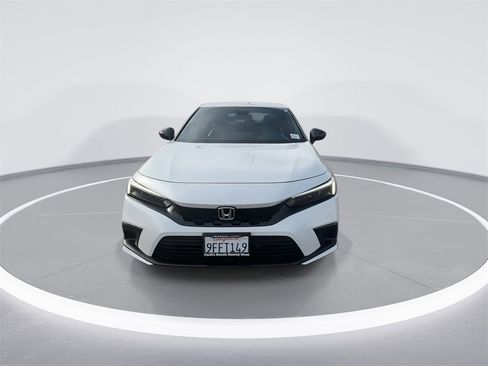 Used 2023 Honda Civic Sport image 4